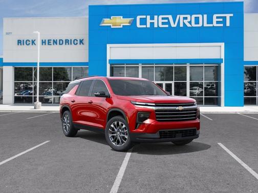 Radiant Red Tintcoat 2026 Chevrolet Traverse FWD LT