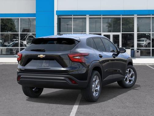 Mosaic Black Metallic 2026 Chevrolet Trax LS