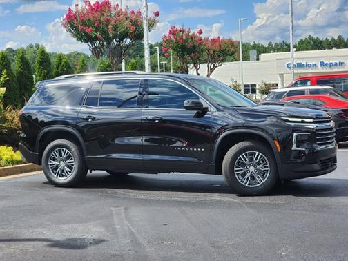 2025 Chevrolet Traverse FWD LT
