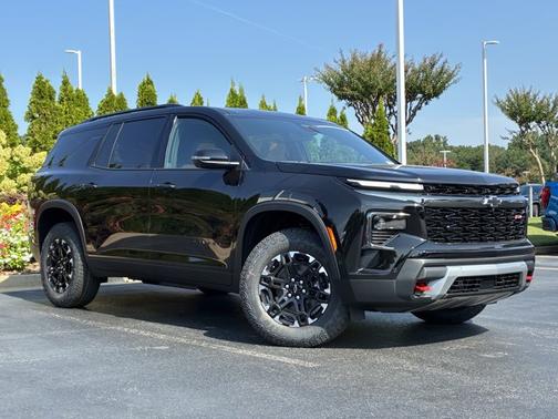 Mosaic Black Metallic 2027 Chevrolet Traverse AWD Z71