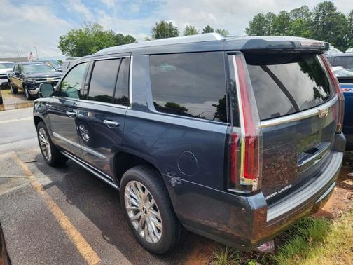 2020 Cadillac Escalade Premium Luxury