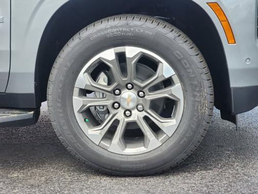 2025 Chevrolet Tahoe LS
