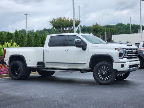 2024 Chevrolet Silverado 3500 High Country