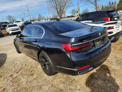 2022 BMW 750 750i xDrive