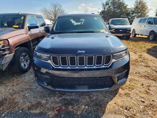 2025 Jeep Grand Cherokee Laredo X