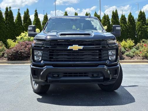 Black 2026 Chevrolet Silverado 2500 Custom