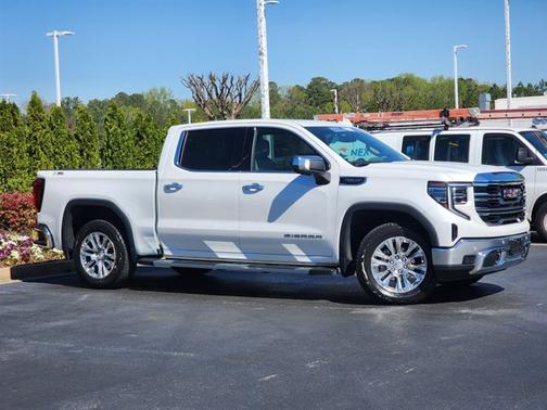 2022 GMC Sierra 1500 SLT