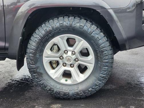 2022 Toyota 4Runner SR5 Premium