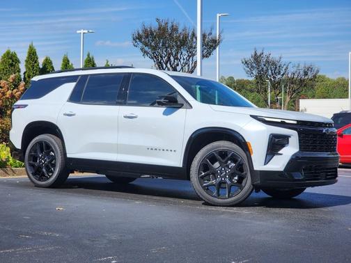 2026 Chevrolet Traverse FWD RS