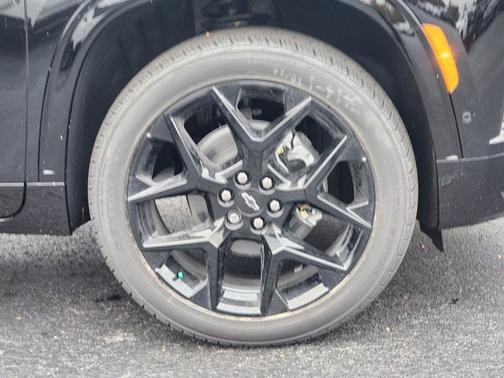 2026 Chevrolet Traverse FWD RS