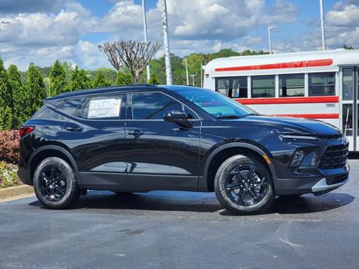 2025 Chevrolet Blazer LT