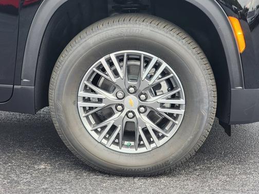 2025 Chevrolet Traverse FWD LT