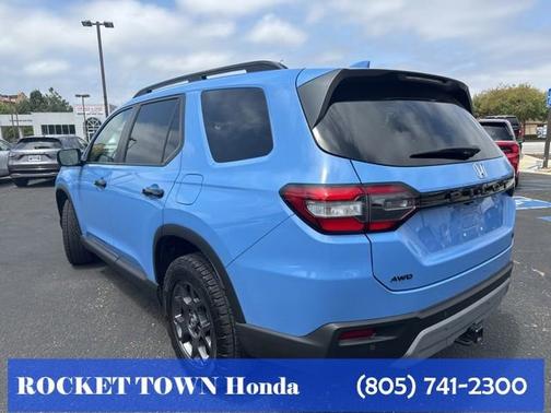 Diffused Sky Pearl 2025 Honda Pilot