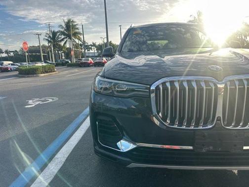 2021 BMW X7 xDrive40i