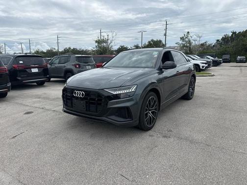 2023 Audi SQ8 4.0T Premium Plus