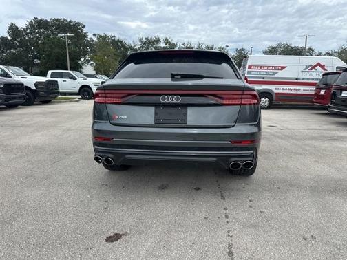 2023 Audi SQ8 4.0T Premium Plus