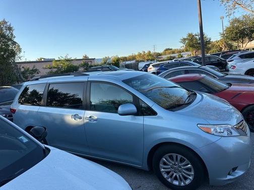 2017 Toyota Sienna Limited