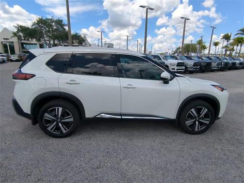 2021 Nissan Rogue SL