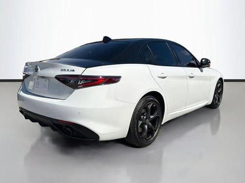 2025 Alfa Romeo Giulia Ti