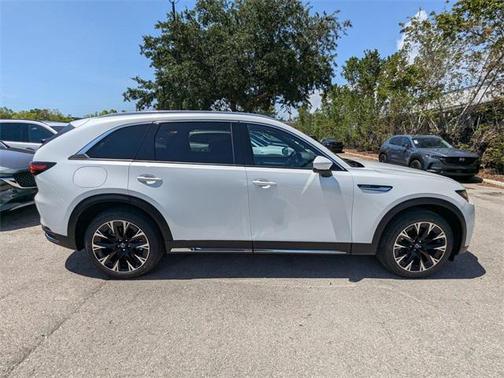 2025 Mazda CX-90 PHEV Premium Plus