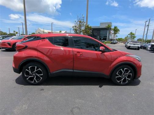 2021 Toyota C-HR LE