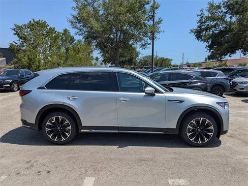 2025 Mazda CX-90 PHEV Premium Plus