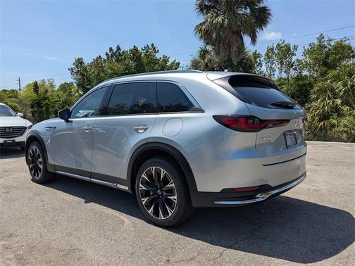 2025 Mazda CX-90 PHEV Premium Plus