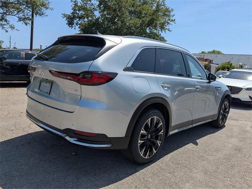 2025 Mazda CX-90 PHEV Premium Plus