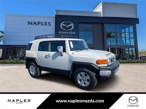 2014 Toyota FJ Cruiser Base