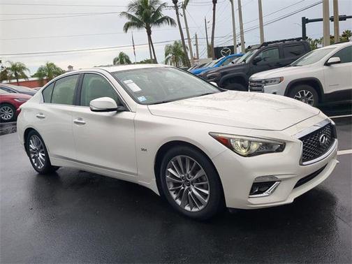 2018 INFINITI Q50 3.0t LUXE
