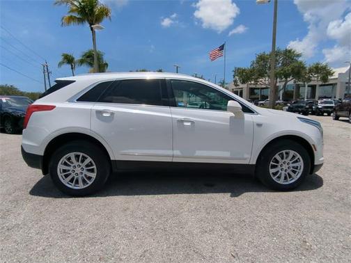 2019 Cadillac XT5 Base