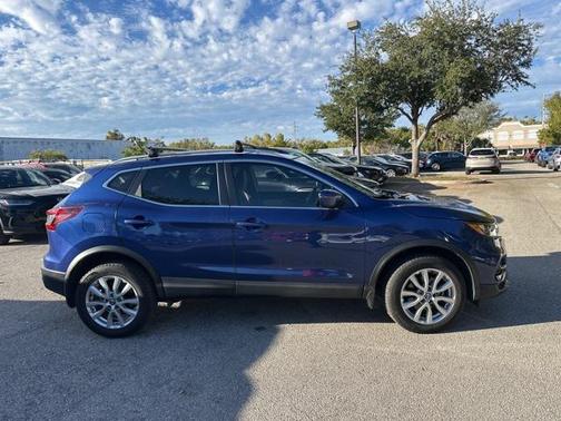 2020 Nissan Rogue Sport SV