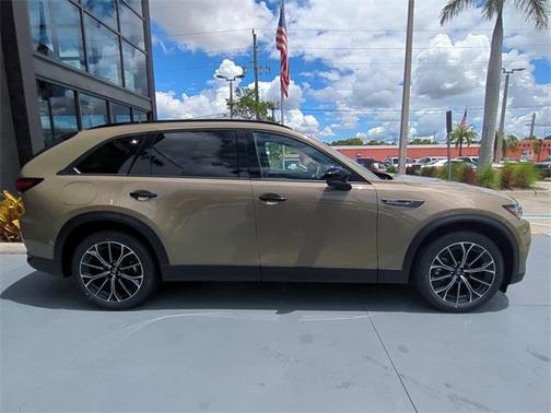 2025 Mazda CX-70 PHEV Premium Plus Package