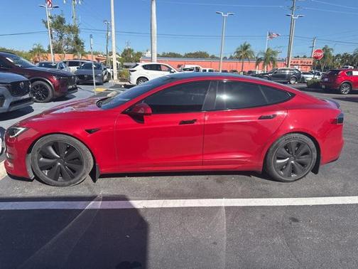 2021 Tesla Model S Plaid
