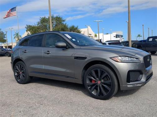 2019 Jaguar F-PACE S
