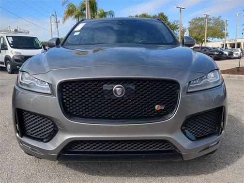 2019 Jaguar F-PACE S
