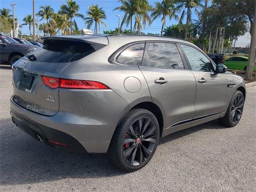 2019 Jaguar F-PACE S