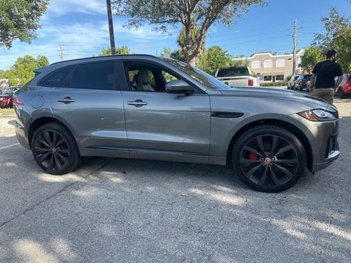 2019 Jaguar F-PACE S