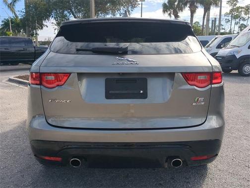 2019 Jaguar F-PACE S