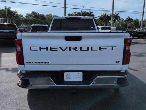 Summit White 2024 Chevrolet Silverado 3500 LT