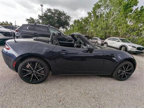 2025 Mazda MX-5 Miata Grand Touring