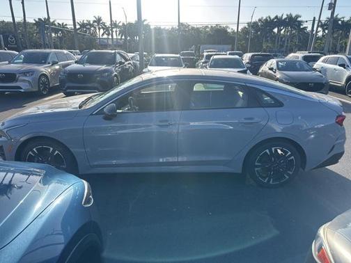 2023 Kia K5 GT-Line