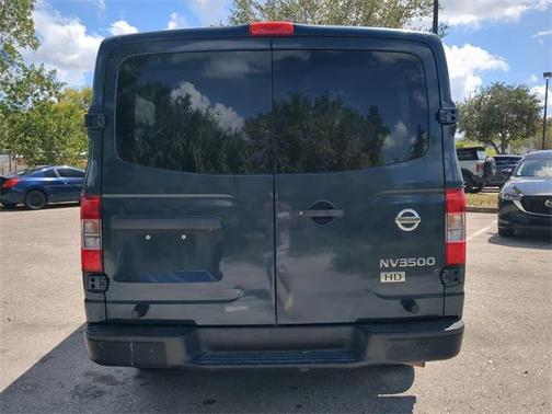 2015 Nissan NV Passenger NV3500 HD S V6