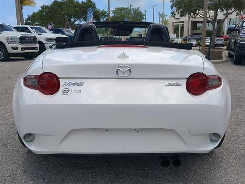2016 Mazda MX-5 Miata Grand Touring