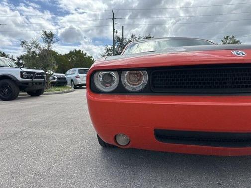 2009 Dodge Challenger SRT8