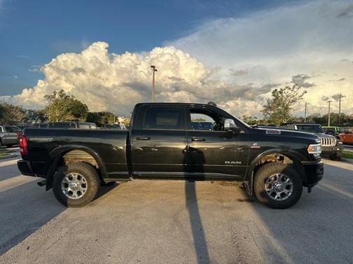 2021 RAM 2500 Laramie Crew Cab 4x4 6'4' Box