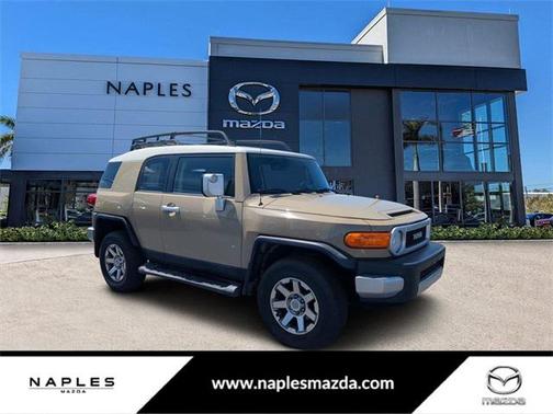 2014 Toyota FJ Cruiser Base
