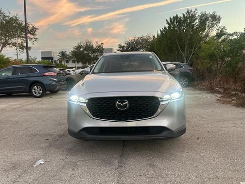 2023 Mazda CX-5 2.5 S Preferred Package