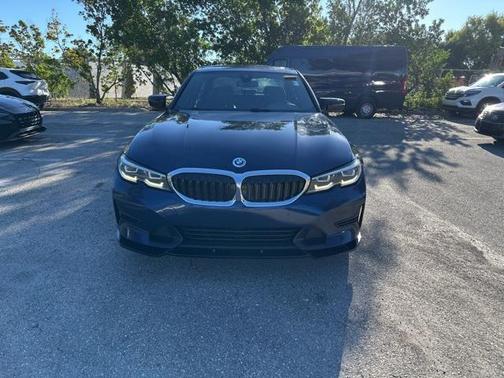 2020 BMW 330 330i