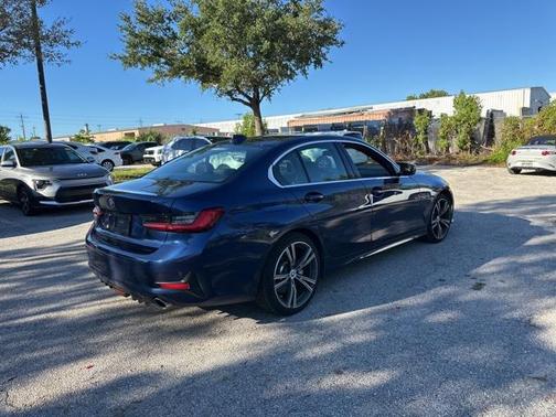2020 BMW 330 330i